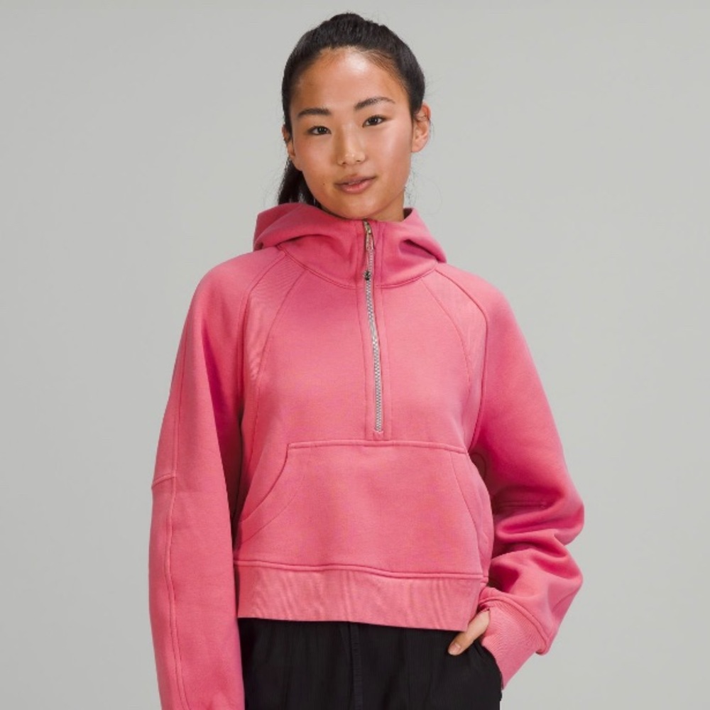 Lululemon Scuba Oversized Half-Zip Hoodie
Pink Blossom